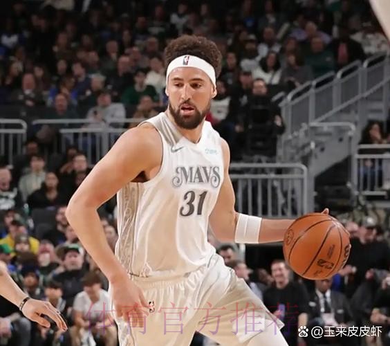 三分7中5！布克：吉莱斯皮无所不能，他让很多人感到惊讶